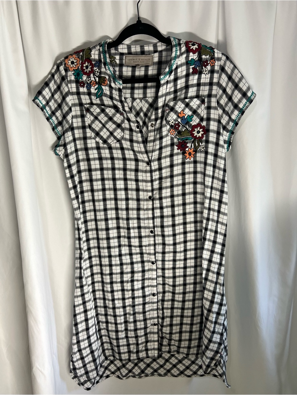 Double D Ranch Black & White Plaid Embroidered dress size L